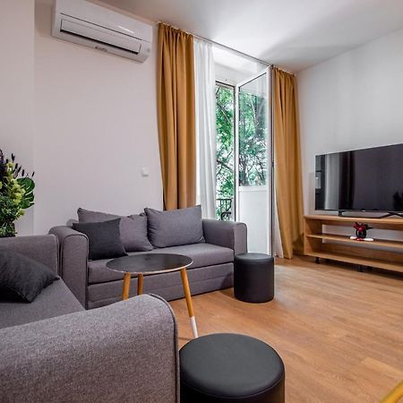 Apartments Euphoria East Риека Экстерьер фото