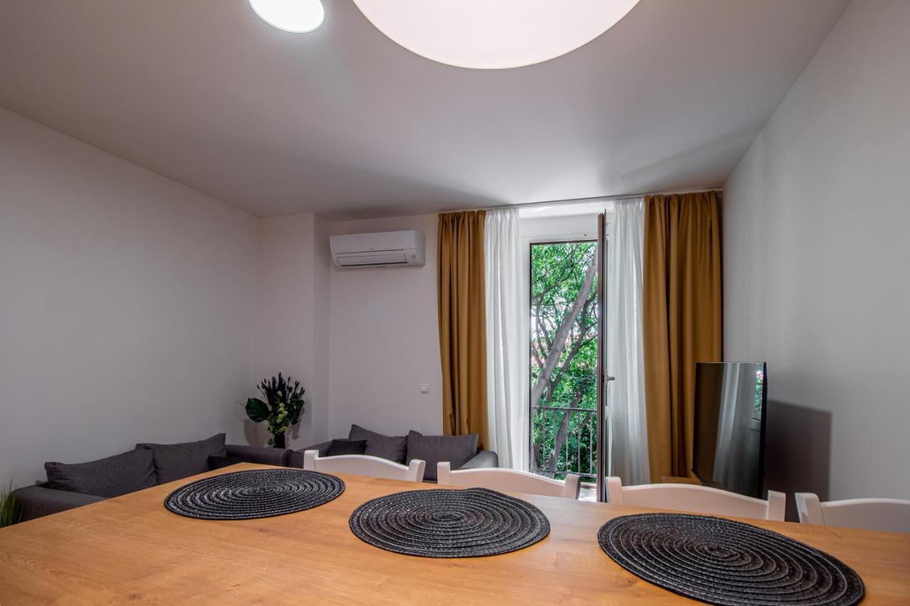 Apartments Euphoria East Риека Экстерьер фото