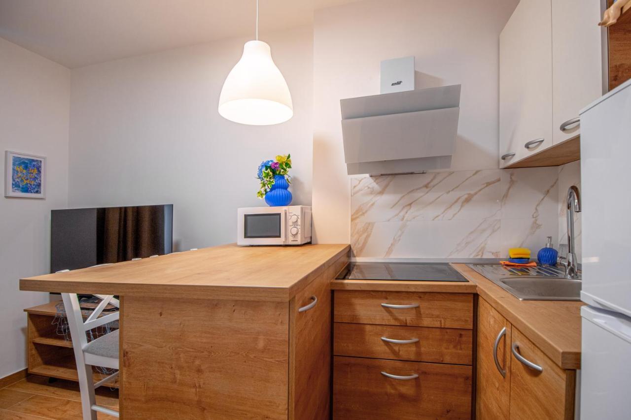 Apartments Euphoria East Риека Экстерьер фото